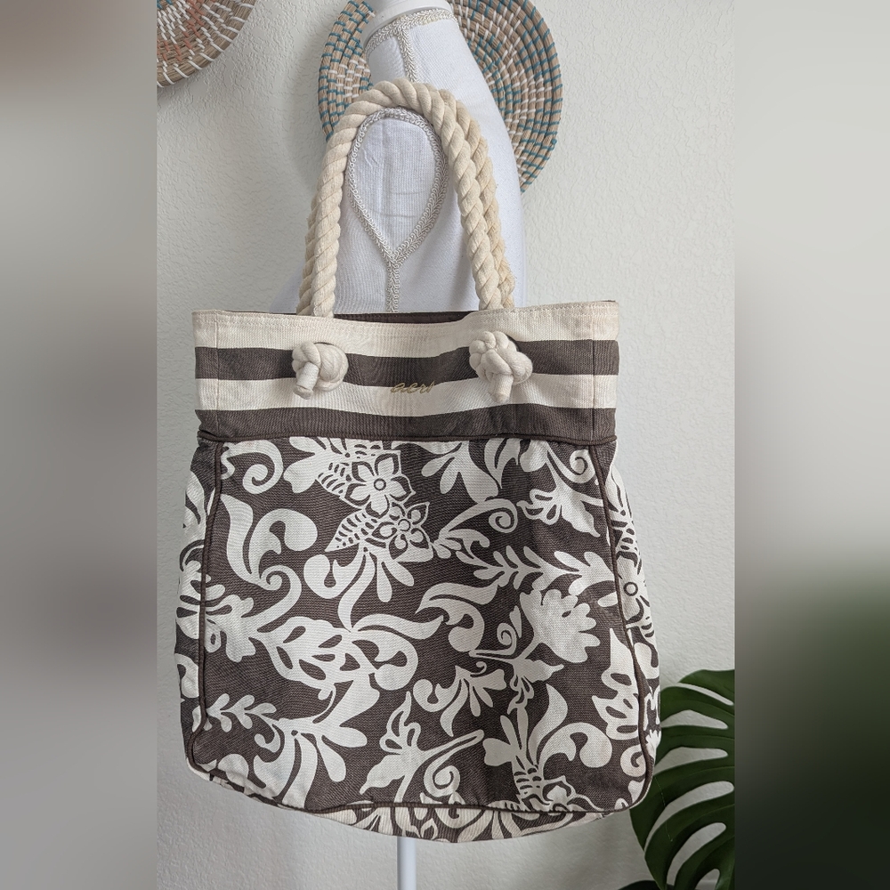 Aeropostale Large Brown & Beige Tropical Floral Pattern Canvas Beach Bag